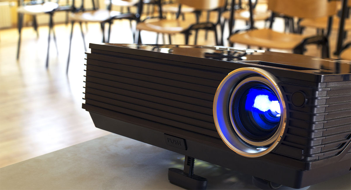 projector to help student learn faster